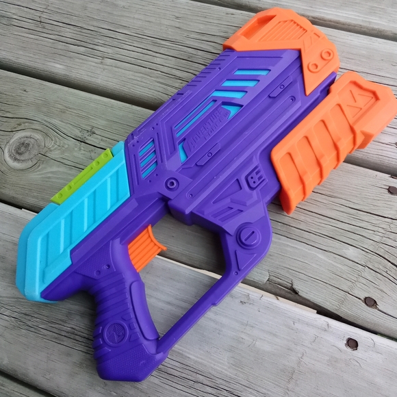 Kids Water Strike Storm Drencher Water Blaster + 2 Bubble Blowers Summer Toys - Picture 3 of 16